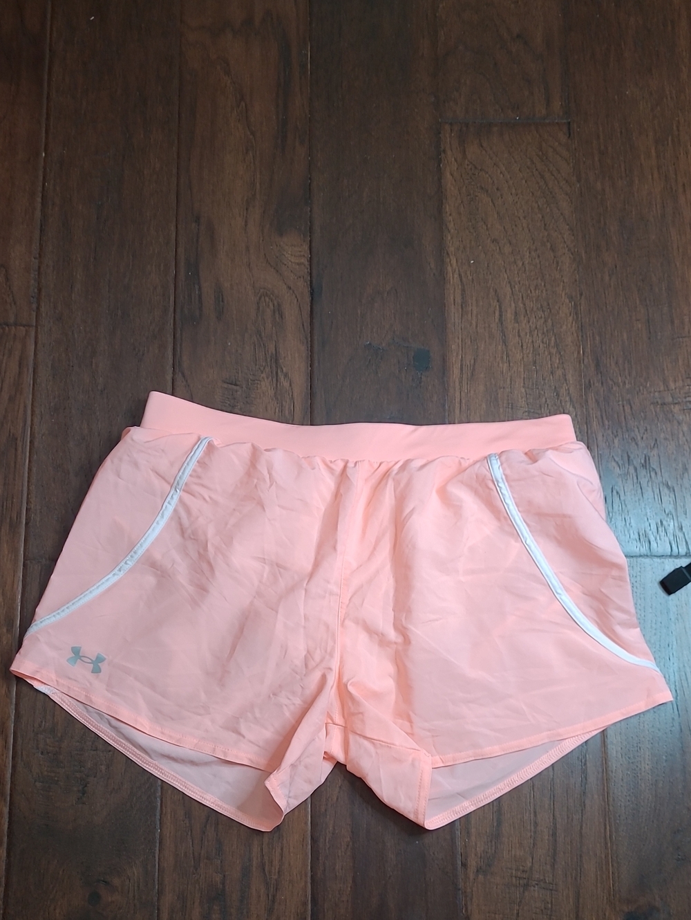 Under Armour Pink Active/Athletic Shorts size Medium